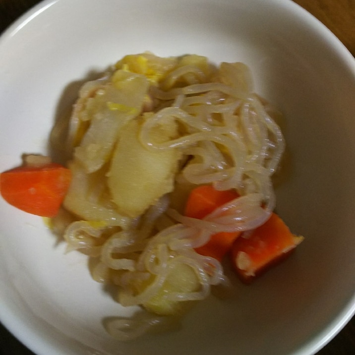 白菜とじゃが芋と糸こんにゃくの煮物